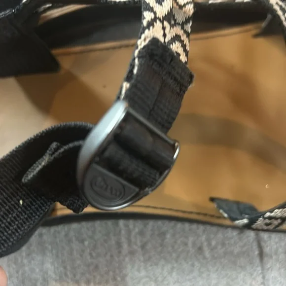 Woven Black & White Strappy Women’s Sandals - Picture 3 of 5